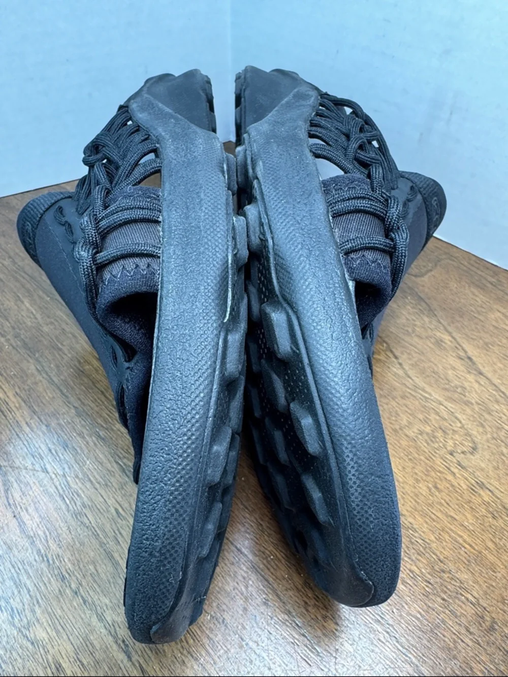 EUC Keen Mens Uneek SNK Braided Rope Bungee Slides Beach Sandals, sz 12